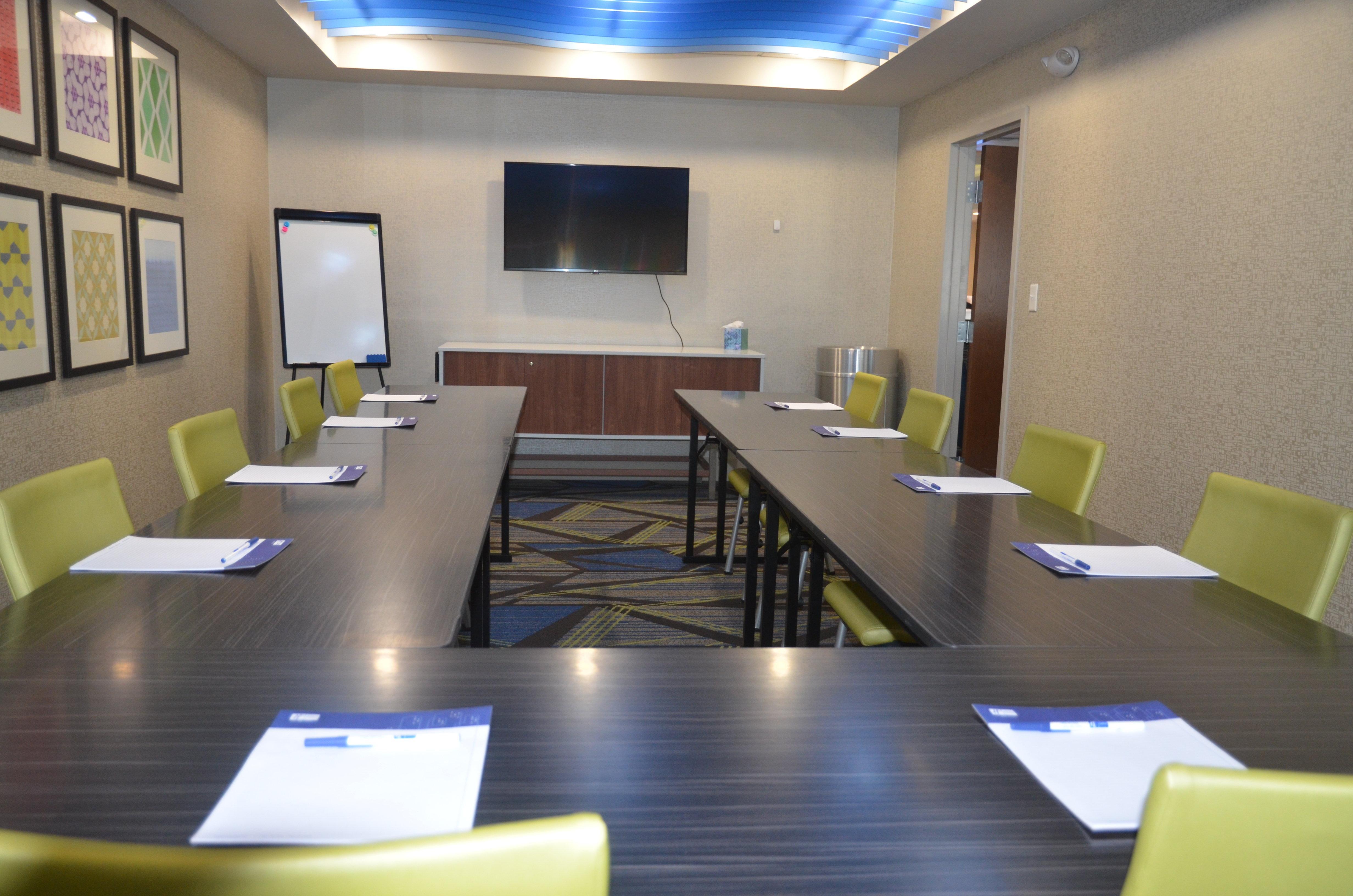 Holiday Inn Express Hotel & Suites Rochester By Ihg Exterior foto
